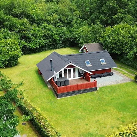 0658-toftlund-ostmarken-56 بيت للعطل *